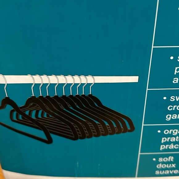50 Pack Non-Slip Velvet Hangers - Picture 6 of 9